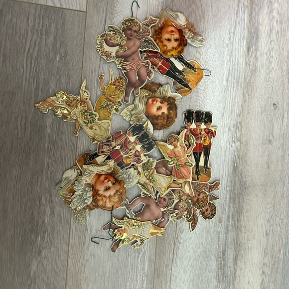 Merrimack Publishing Corp angel and Christmas paper ornaments 1970-1980 😇 - Picture 3 of 6